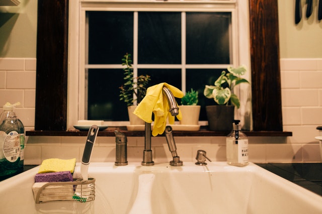 Signs That You Need To Replace The Kitchen Faucet